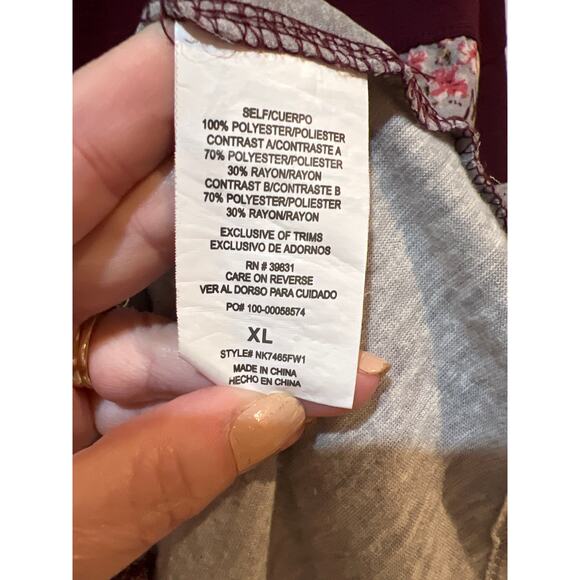 Rewind Floral T-Shirt Women's XL Mixed Media Poly Bl Sporty - Picture 4 of 8